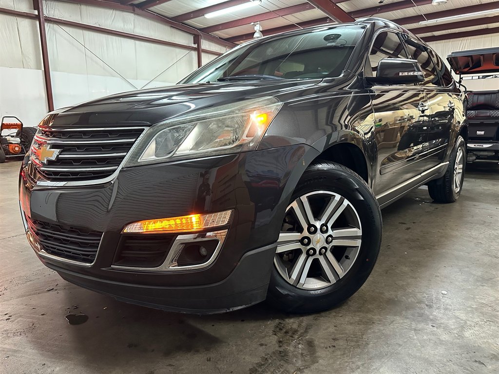 Used 2016 Chevrolet Traverse 2LT with VIN 1GNKRHKD7GJ274854 for sale in Dawsonville, GA